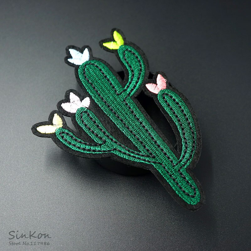 Cactus Size:7.0X10.4 Cm Ijzer Op Patch Geborduurde Applique Naaien Kleding Stickers Kledingstuk Kleding Accessoires Badges