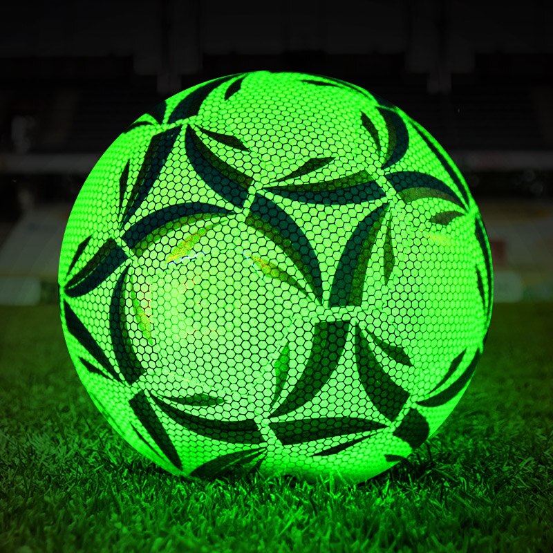 Storlek 4 5 reflekterande fotboll glödande reflekterande självlysande fotboll boll pu halkfria fotbollar glöder i mörker med bärnät