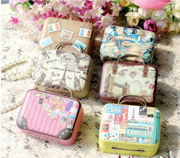 1Pc 7.5*5.5*3.5cm Europe Style Vintage Suitcase Shape Candy Storage Box Wedding Favor Tin Box Sundries Organizer Container