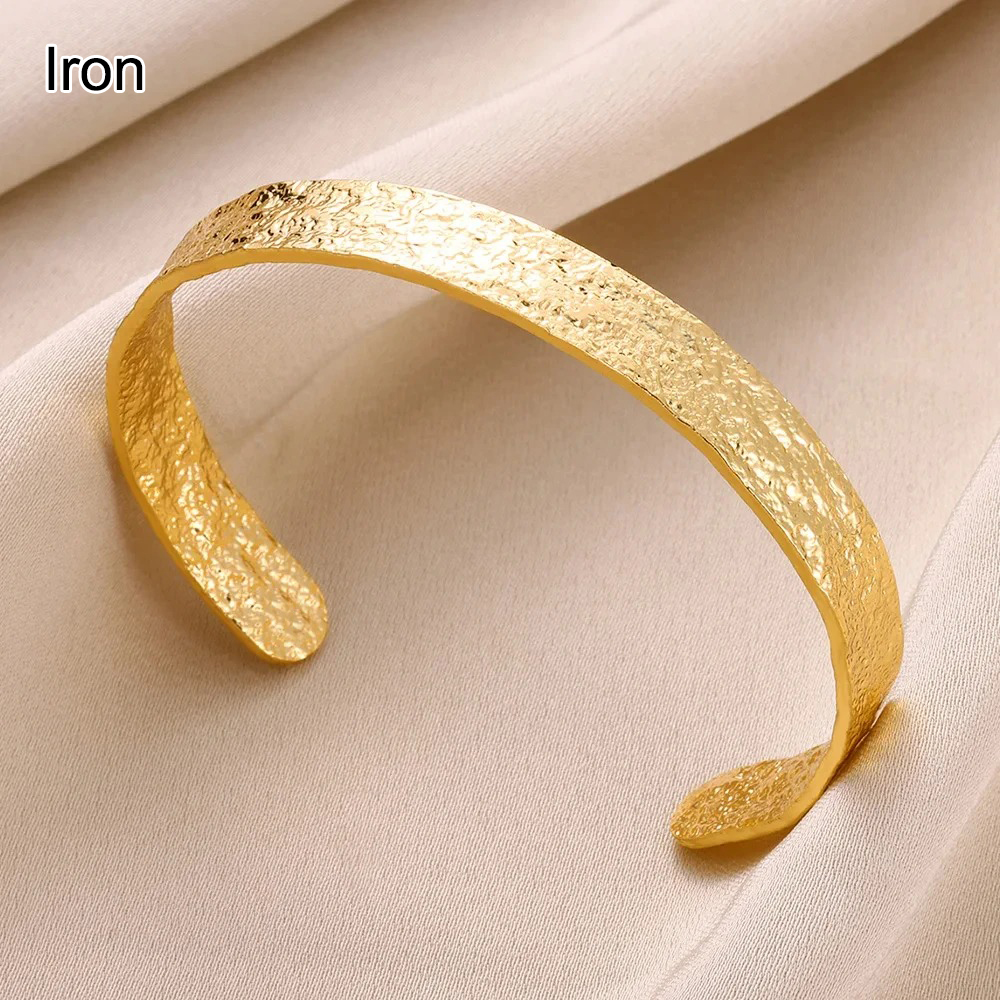 Stainless Steel Wide Bangles for Women Luxury Gold Color Open Chunky Cuff Bangle Bracelet femme Vintage Wedding Jewelry: Platinum Plated