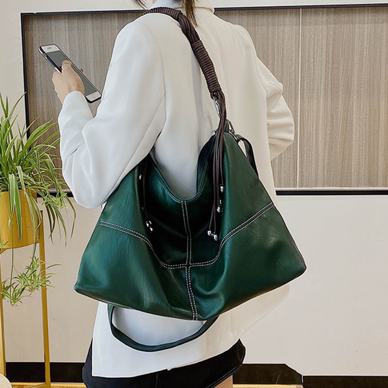 Store tøyvesker for kvinner hobo-vesker med stor kapasitet, skuldervesker i skinn rutete crossbody-veske med dusker, sac a main