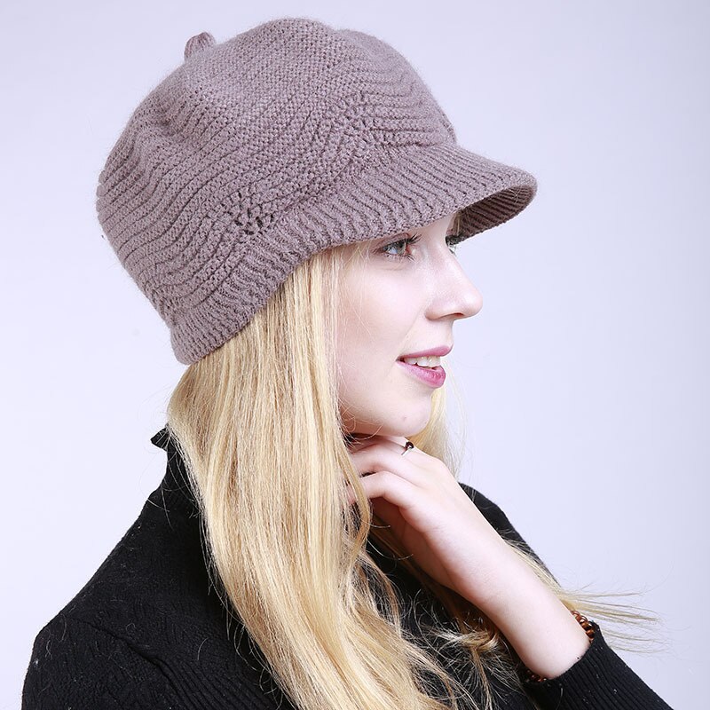 Brushed Solid Color Winter Woman Knit Woolen Hat Warmth Peak Cap Fashionable and warm women's cap: Khaki