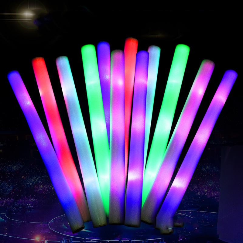 8/16/50Pcs Bâton De Mousse LED Batterie Bâton Lumineux Coloré RVB CONDUIT Lueur Lumière Fournitures De Décoration De Fête
