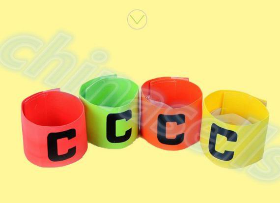 50 stk fotball fotball fleksible sport justerbare spillerbånd fluorescerende kapteinarmbånd hockey rugby skippere armbånd: Default Title
