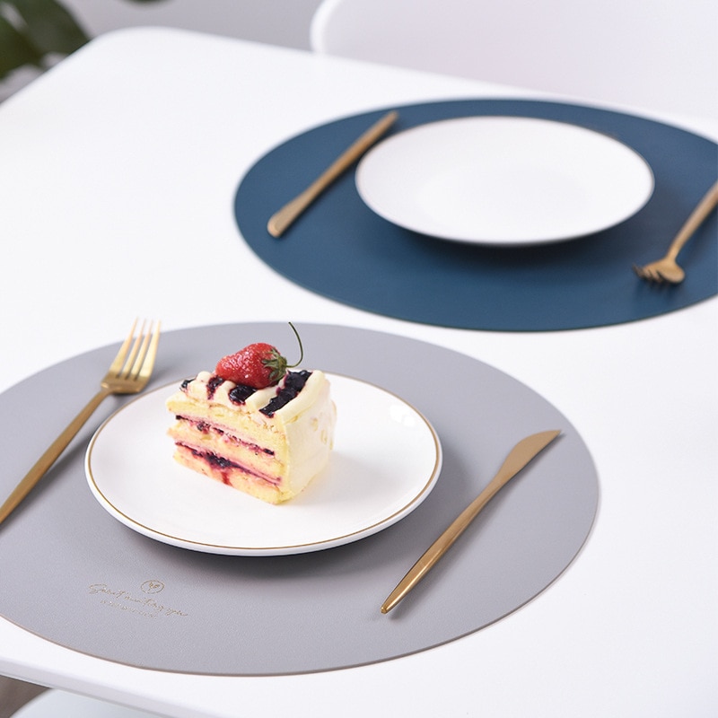 Inyahome runde læder dækkeservietter til spisning imiterede store pu dækkeservietter og små kaffeunderlag til køkken i hjemmet vandtætte