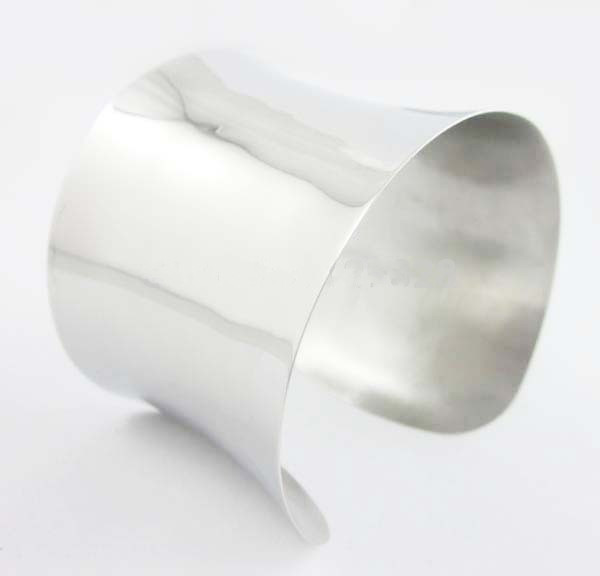 Brazalete pulido en blanco con bordes elevados, brazalete indio de de acero inoxidable, gemelos de color plateado grande y ancho, brazalete para mujer