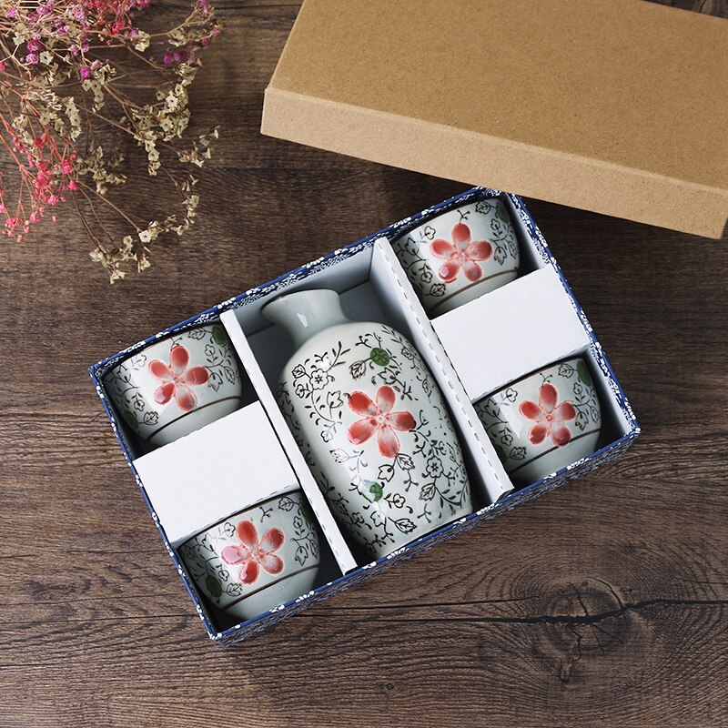 Japanese Style Vintage Blue and White Porcelain Wine Set Ceramic Hip Flasks Sake Cup Ceramic Crafts Home Wine Pot Tea Cup: And 4 Cups tengju
