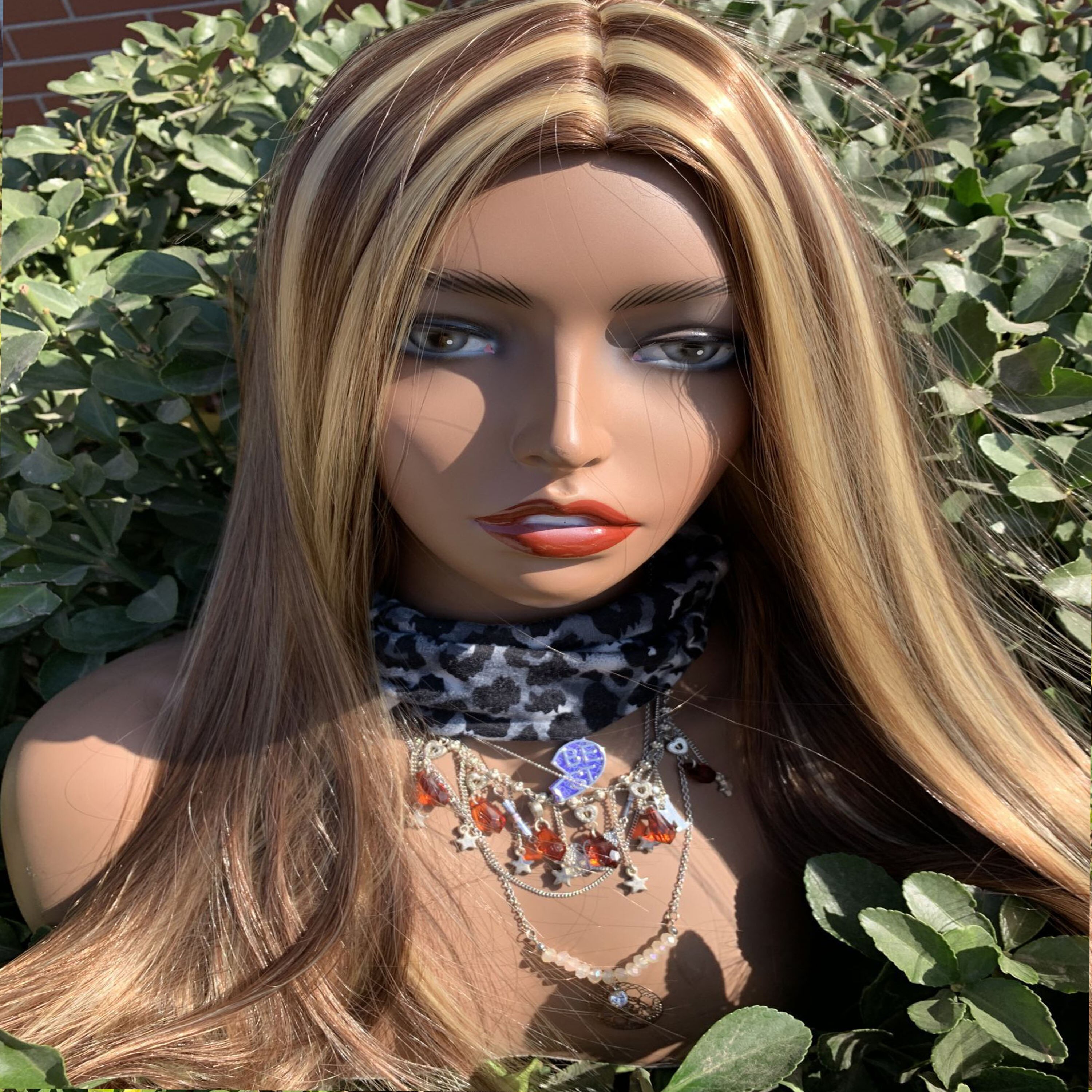 4/27 Ombre Highlight Synthetic Wig Long Brown Honey Blond Color Fiber Hair For Black Women With Natural Middle Part