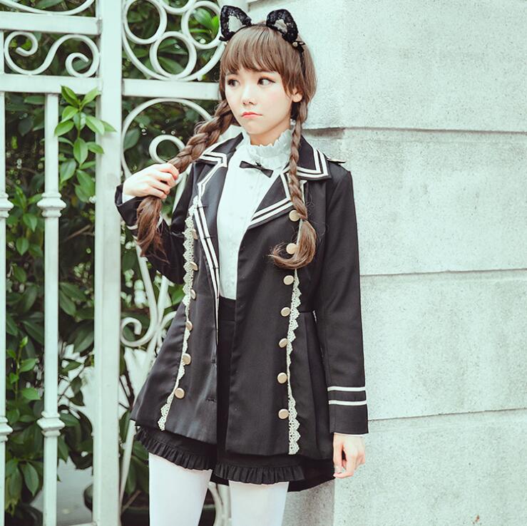 Japansk collegestil vintage dubbelknäppt spets slagslag svala svans trench lolita kappa långärmad skjorta shorts kostym loli cos