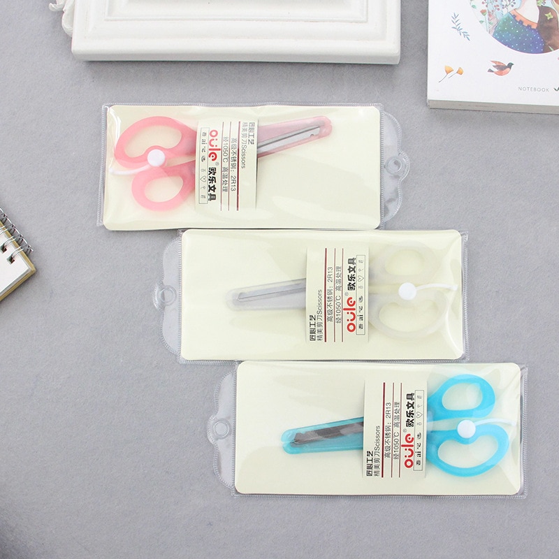 Cartoon Student Veiligheid Papier gesneden Kunst Schaar met Beschermende Cover Cap Kantoor School Supply Kids Briefpapier