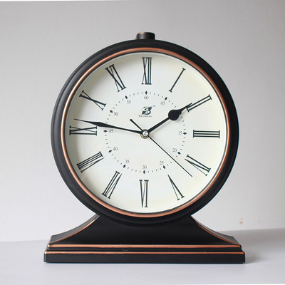 Reloj de mesa clásico retro silencioso de 12 pulgadas, reloj de sobremesa Quart, decoración creativa para el hogar, fácil de leer y funciona con batería: Black Roman