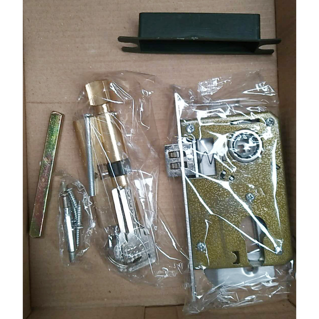 European Vintage Interior Entrance Lever Door Handle [With Three Keys] Lock Latch For Office Bedroom Front Door Hardware Tools