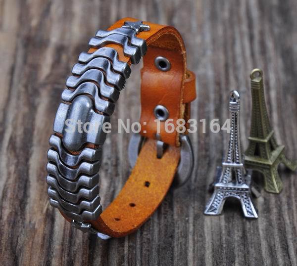 D05 Orange Leder Armbinde Armbinde wellenförmige Nieten Manschette unisex & männer