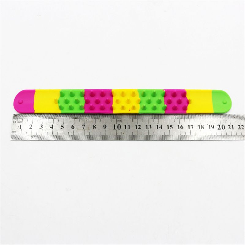 Pulsera de silicona con pinchos para niños, brazalete sensorial clásico para autismo, oficina, escuela, Slap