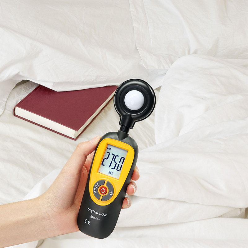 Instrument Light Meter, Digital Handheld Foot Candle Meter with LCD Display,Actionometer Illuminance Measuring Range 0.1-200,000