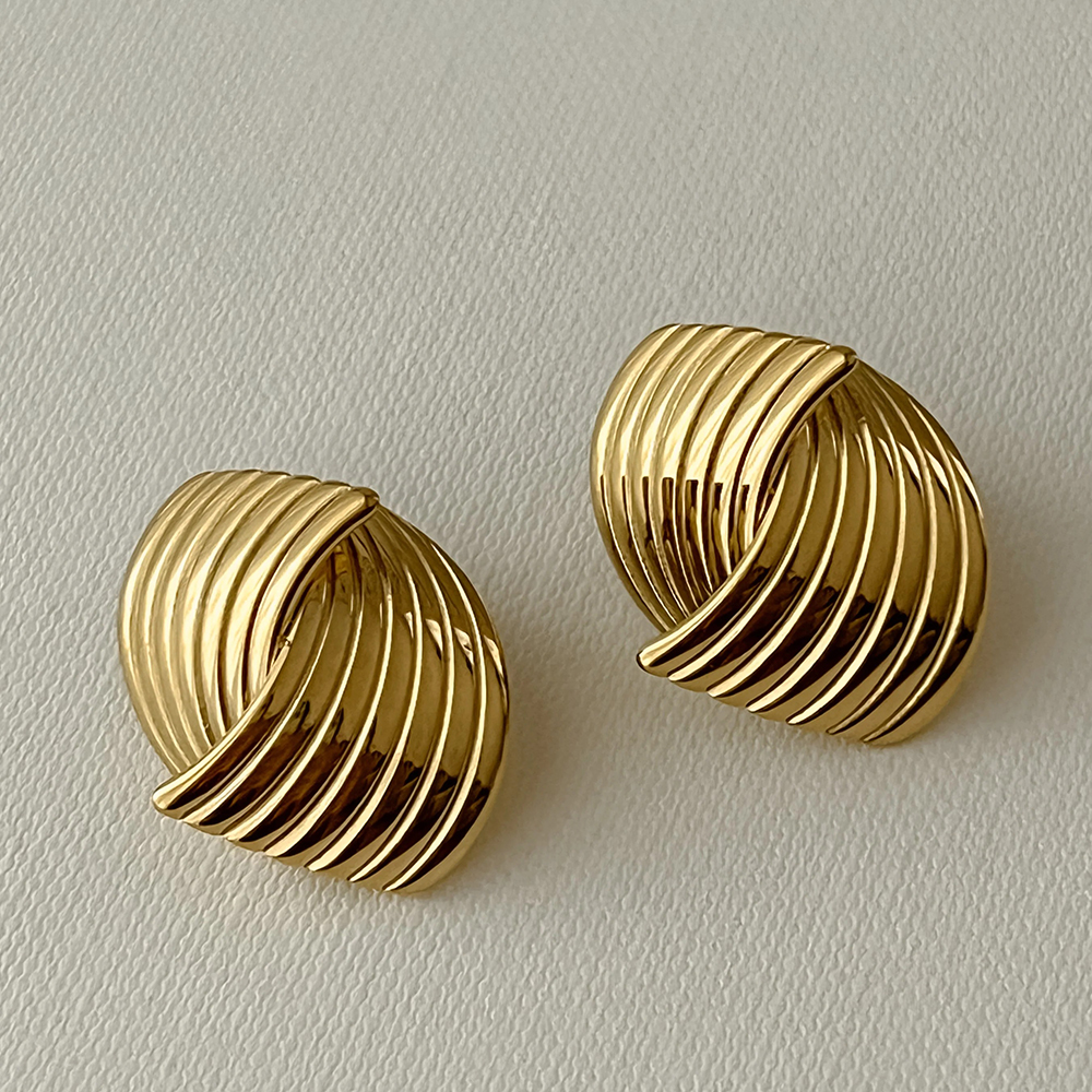 Pendientes geométricos con textura de acero inoxidable para mujer, aretes con nudo torcido chapado en oro de Metal liso, joyería Vintage llamativa: Color amarillo claro