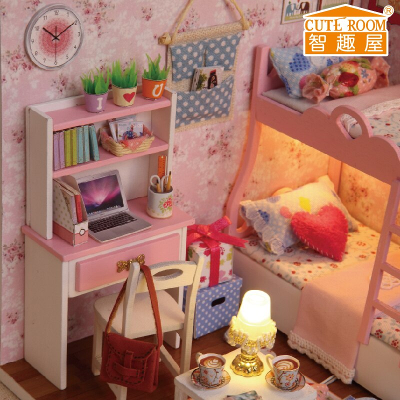 Diy miniatur dukkehus leke ansikt himmelen/stemning av kjærlighet diy blokker med møbler ledet lys bursdag  h011-h012