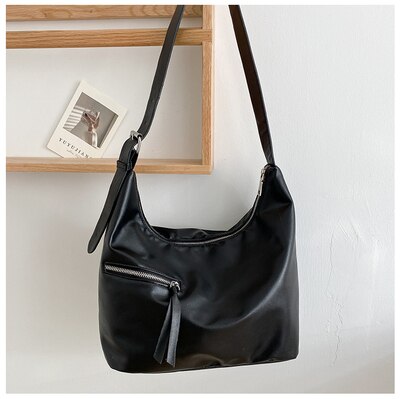 2021Solid Color PU Leather Female Tote Handbag Lady's Shoulder Large Bags Brand Women‘s Casual Zipper Bag: Black