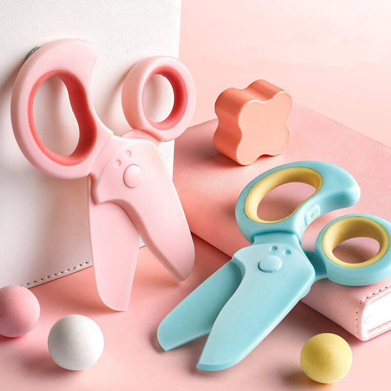 1 Pcs 110mm Pink Blue Mini Safety Round Head Plastic Scissors Student Kids Paper Cutting for Kindergarten School Silicone Handle