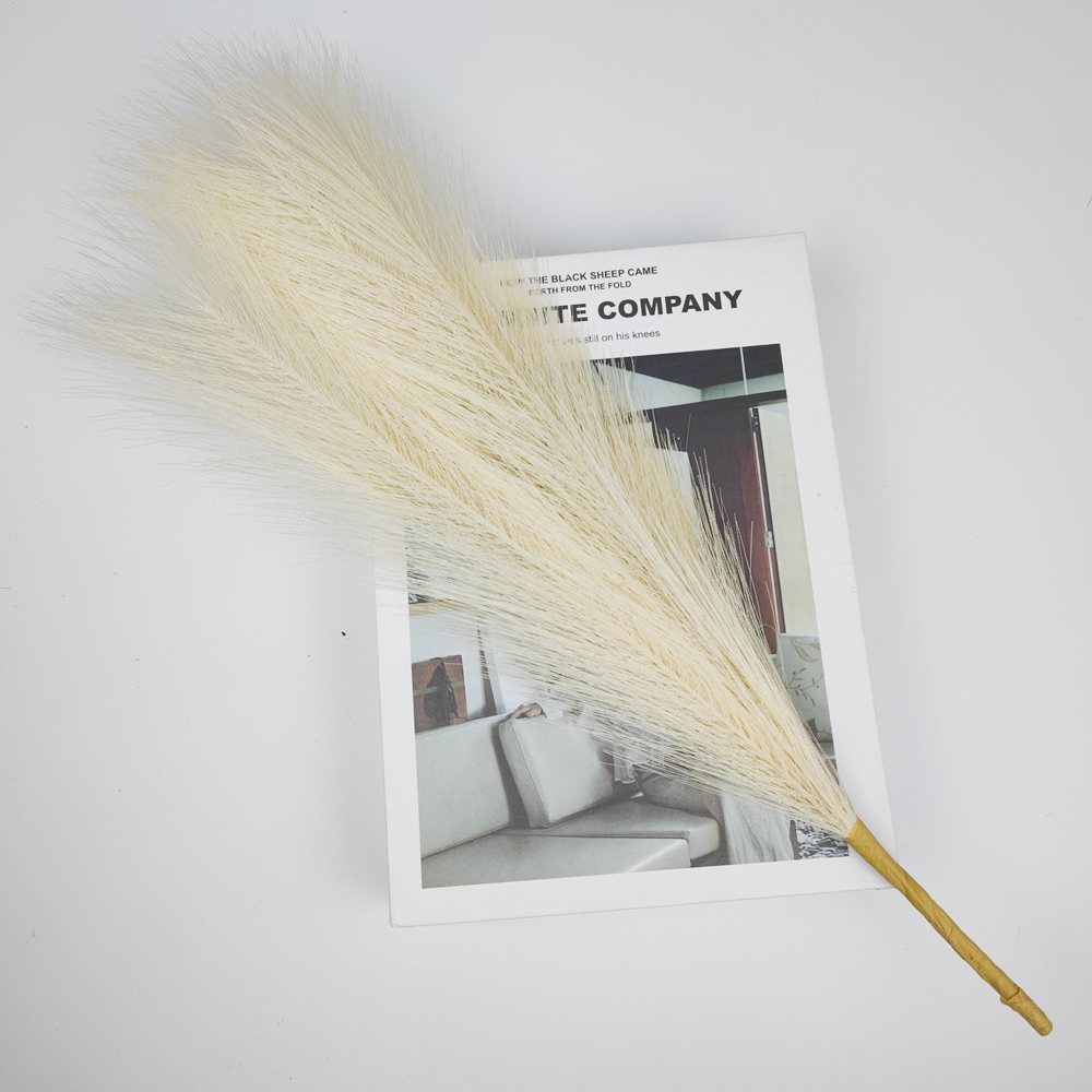 Faux Pampas Grass 17''/44cm Short Pampas Grass for Boho Home Office Decoration Artificial Reed for Floral Arrangement Vase Fills: BEIGE 1pc