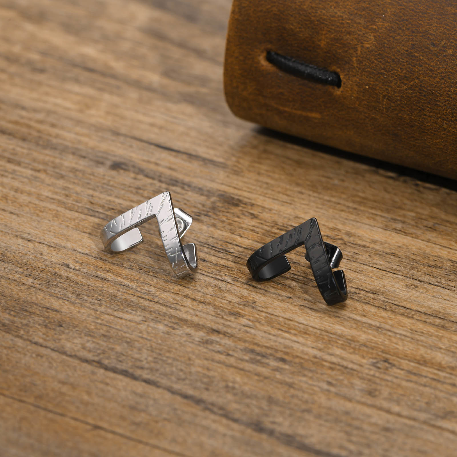 Pendiente geométrico para hombre, pendientes triangulares de acero inoxidable, joyería antialérgica Punk Cool para niños, para él masculino