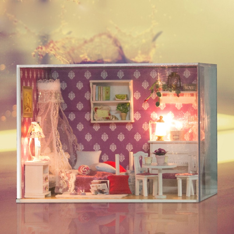 Iie luo nukketalo  q008 queen's dream miniatrue diy setti valoilla ja pölysuojalla