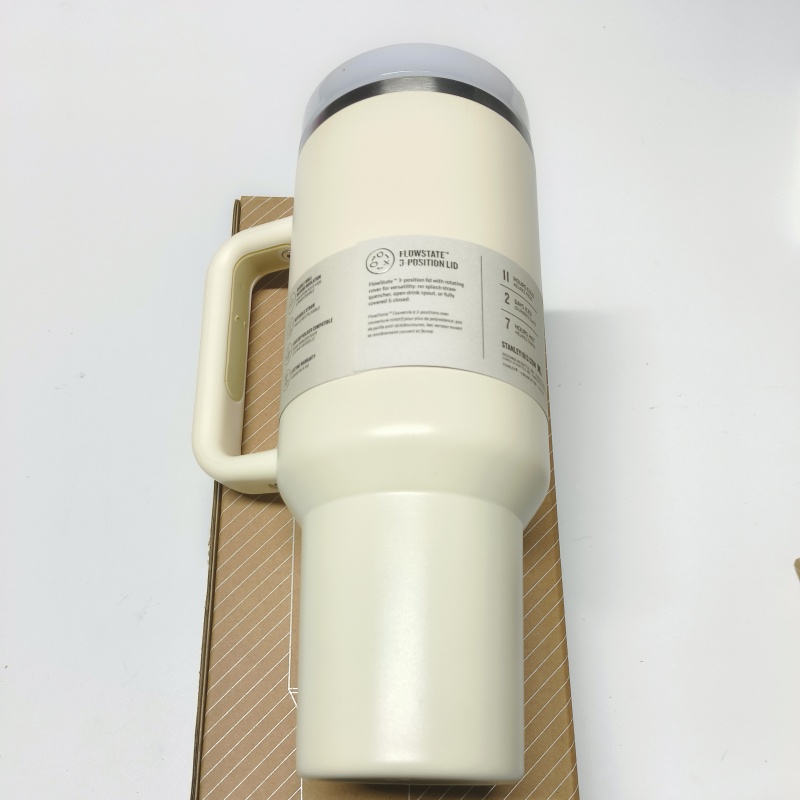 Sombrero de paja con mango 2025, Copa de automóvil aislada, acero inoxidable 40oz, Copa de viaje de crema de doble capa: Castaño