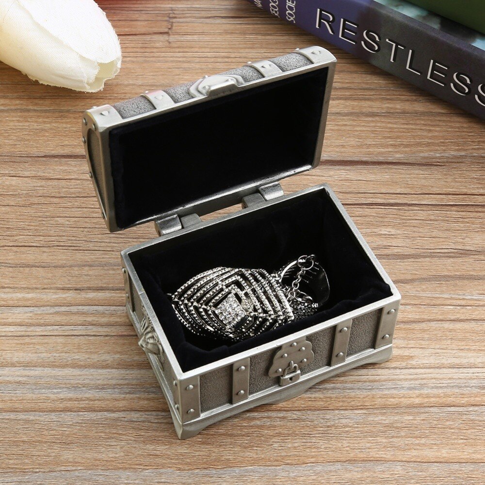 Pequeño Cofre del Tesoro pirata antiguo de aleación de Zinc, almacenamiento de collares funda, soporte de joyero Retro anilla con abalorio pendiente