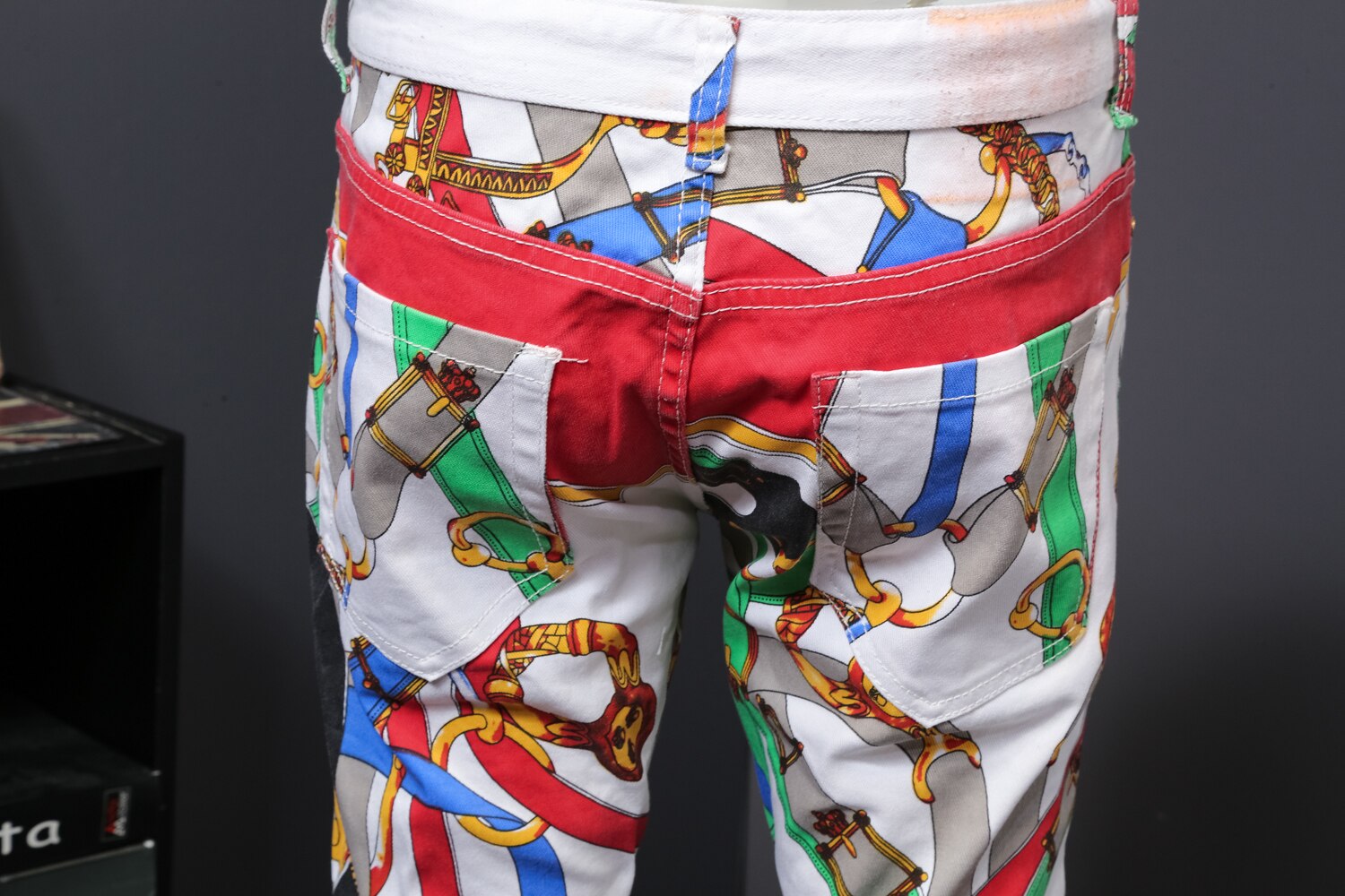 Homme jean pantalon stil digital printing bukser herre slim blomsterbukser elastisk små føtter fritidsbukser jeans hombre