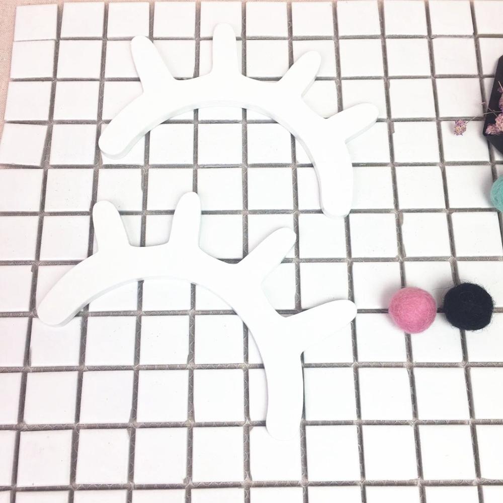 Een Paar Nordic Stijl 3D Wimpers Houten Wimper Muurstickers Kinderen Babykamer Achtergrond Muurstickers Home Decoratieve: White