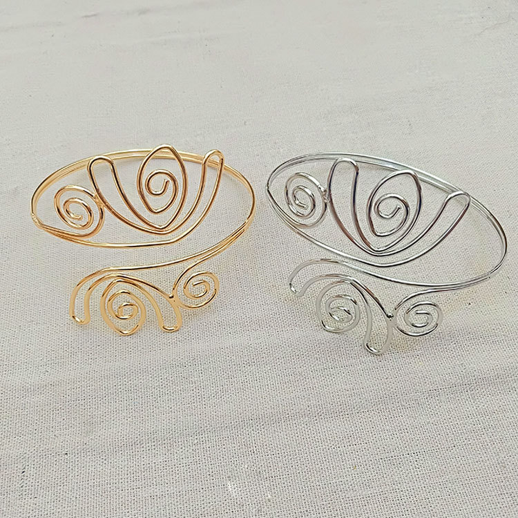 Pulsera de brazalete étnico bohemio brazalete del brazo superior Color dorado Vintage flor brazalete abierto brazalete brazo brazalete Valentin del día