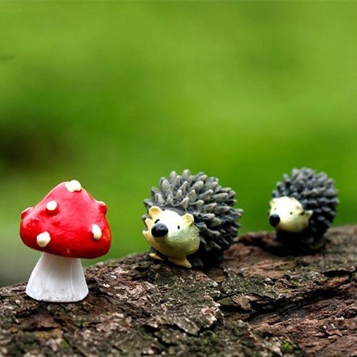 3 Stks/set Tuin Moss Hars Ambachten Kunstmatige Mini Hedgehog Red Dot Paddestoel Miniatuur Fairy Ornament Egel Decoratie