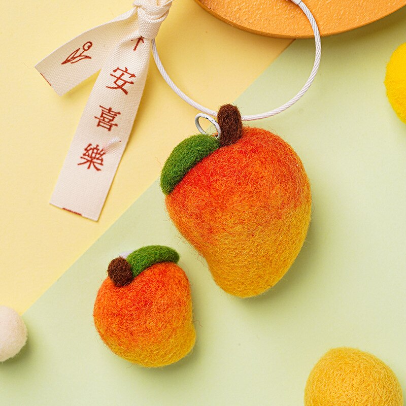 Kit de Material de fieltro de lana de fruta, llavero colgante hecho a mano DIY, accesorios de fresa, melocotón, manzana hechos a mano, 1 pieza: No.4
