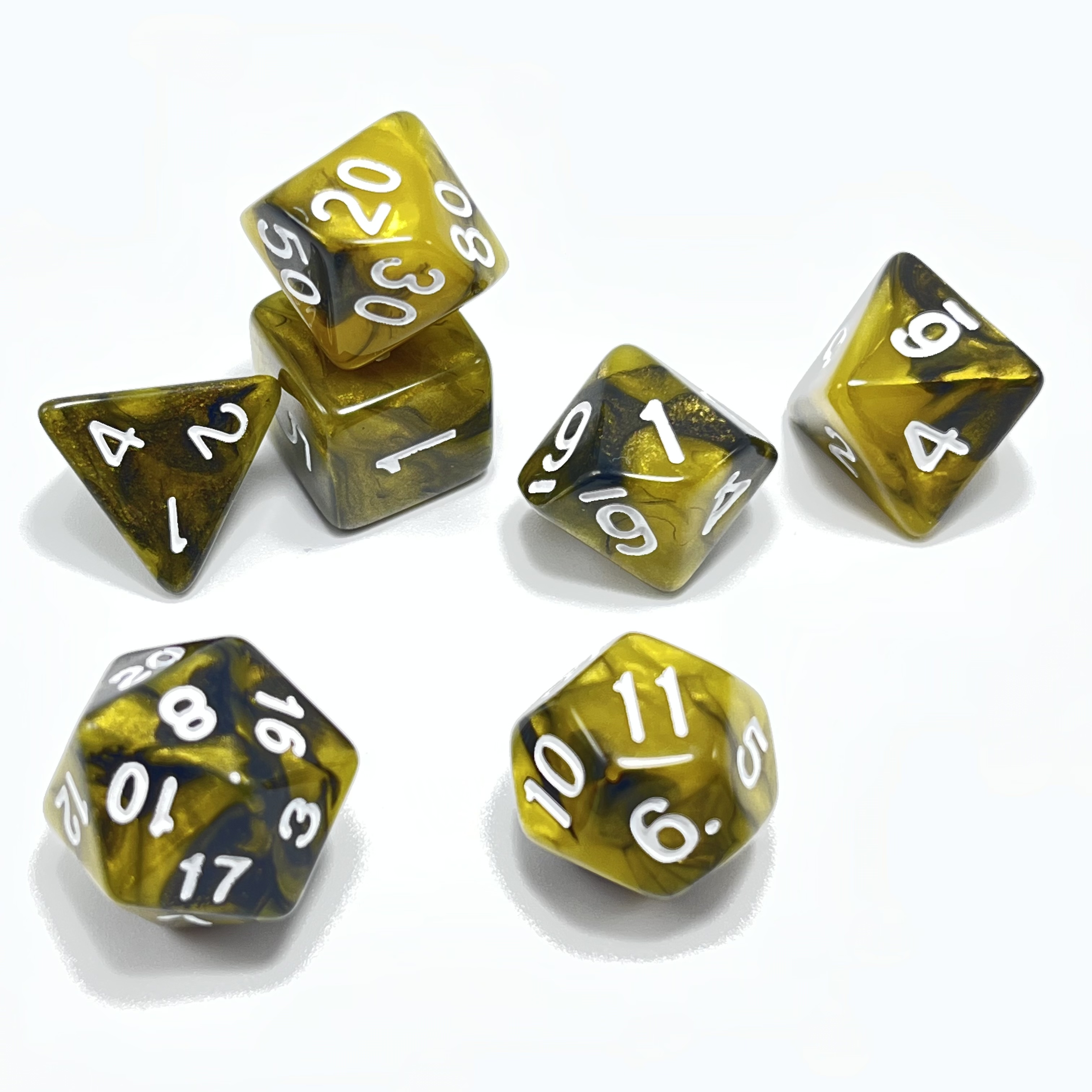 Dados de juego poliédricos de color negro y amarillo con fuente blanca, dados de juego de mesa, dados de juego de mesa, dados de juego de rol