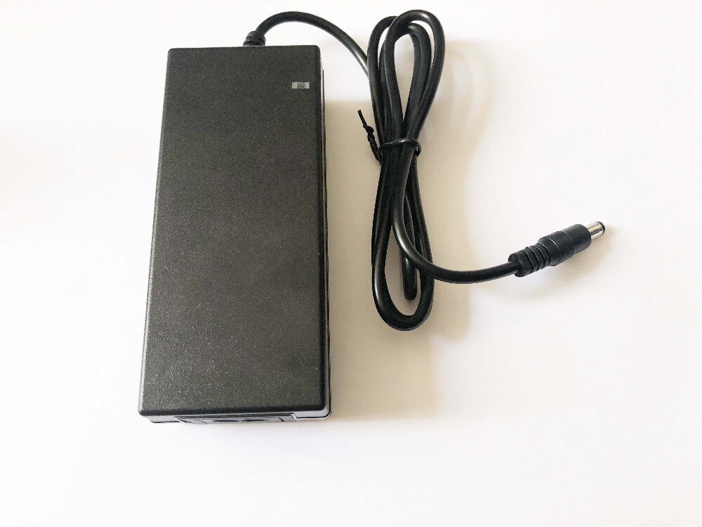 Chargeur de batterie 36V 2A Sortie 42V 2A Chargeur Entrée 100-240 VAC