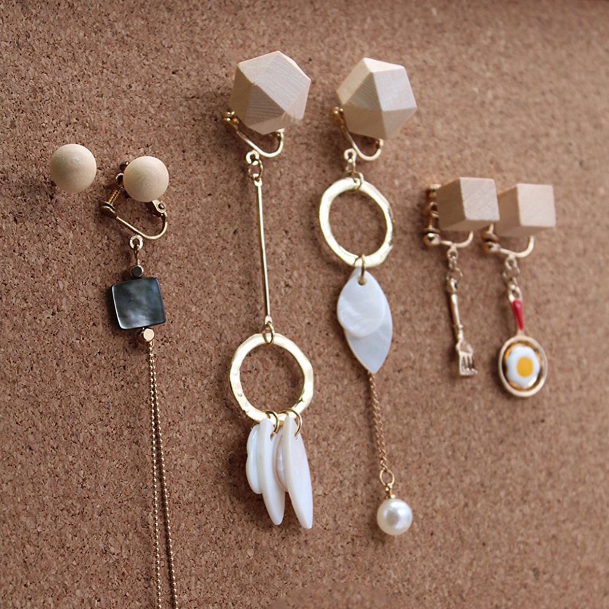 130pcs Round Wood Decorative Push Pins, Wood Head and Steel Needle Point Thumb Tacks for Photos, Maps and Cork Boards-SCLL