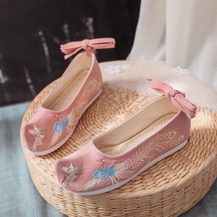 Embroidered Shoes With Cheongsam Costume Shoes Single Shoes Chinese Style Flat Hanfu Old Beijing Embroidered Cloth Shoes Show