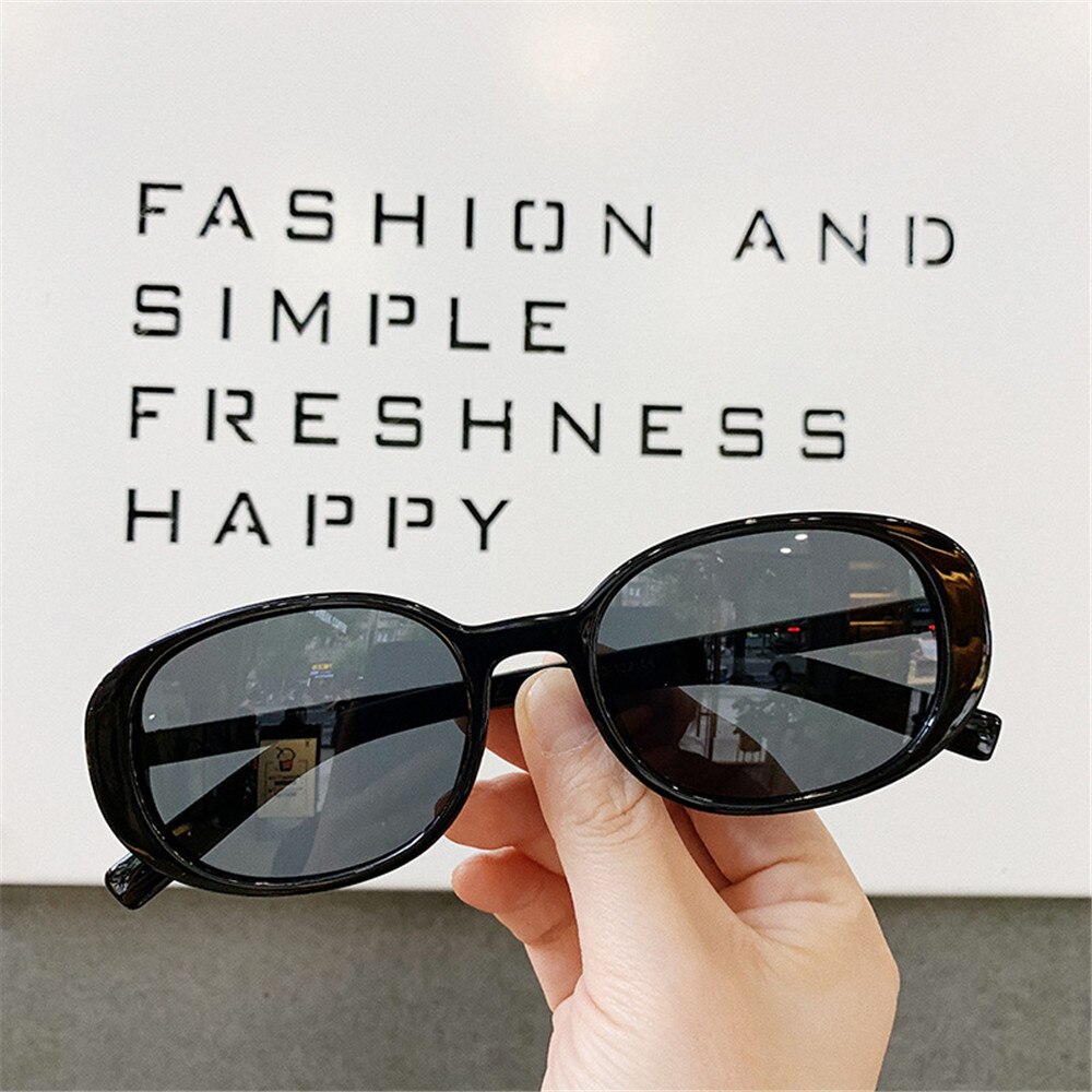 Gafas Retro Unisex con montura pequeña, gafas de sol con protección UV, gafas ovaladas para conducir al aire libre, gafas de deportiva para Conductor,: black grey
