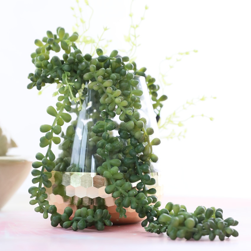 Kunstig blomst elsker tårer sukkulenter perler kjøttfulle grønne vintreet plast planter vegghengende råtnende hage hjem hotellinnredning