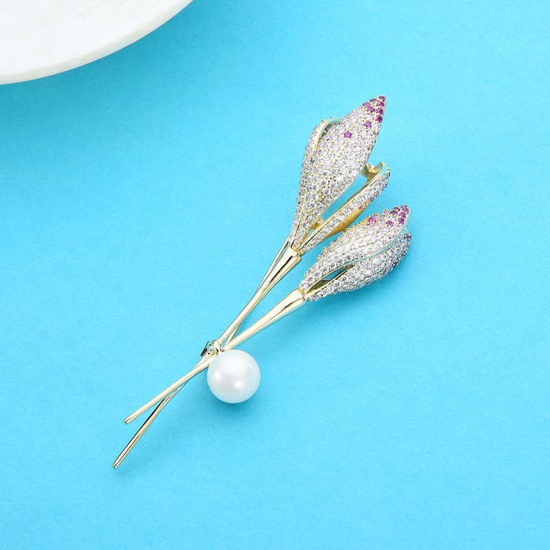Wuli & baby Luxus Cubic Zirkon Tulpe Blume Broschen Für Frauen Perle Rosa Blume Hochzeiten Party Büro Brosche Pins