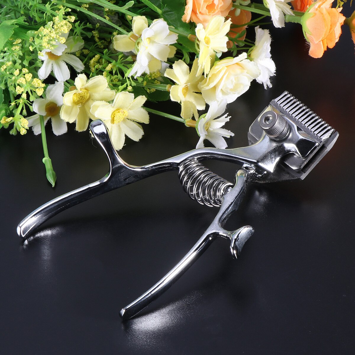 Old Manual Haircut Hair Clipper Trimmer Stainless Steel Hairdressing Non-electric Scissor Grooming Cutter