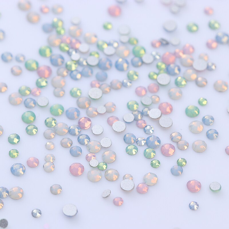 1 Bag Kleurrijke 3D Nail Opal Steentjes Platte Bodem Multi-Size 4 Kleur 3 Size Shining Nail Stones Nail art Decoratie Diy Tools