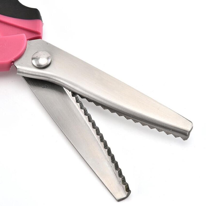 1Pc 5/7MM Triangular/Arc Teeth Lace Scissors Sewing Tailor Scissors DIY Window Pattern Cutter Scissors Sewing Shears