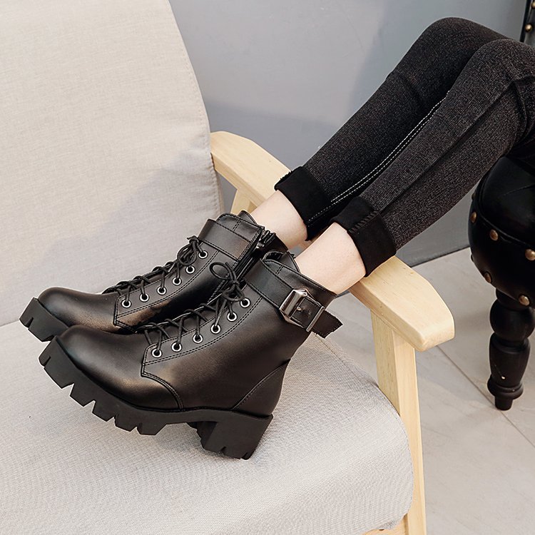 Bottes en cuir souple pour femmes, chaussures d'extérieur, épaisses et chaudes, tendance, pour la rue, collection
