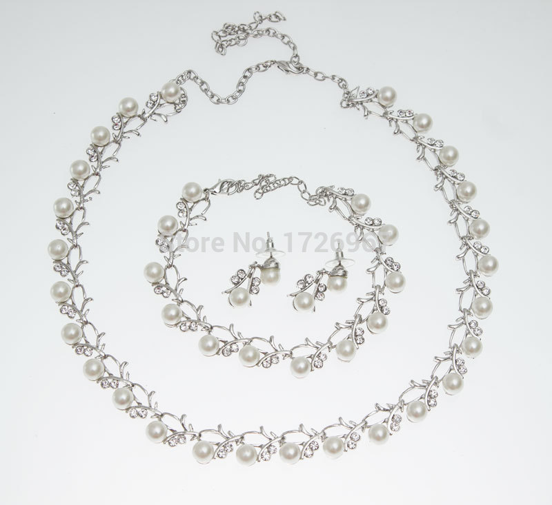 O envio gratuito de 2022 clássico imitação pérola ouro/prata banhado a cristal claro festa presente moda traje pérola conjuntos jóias: silver