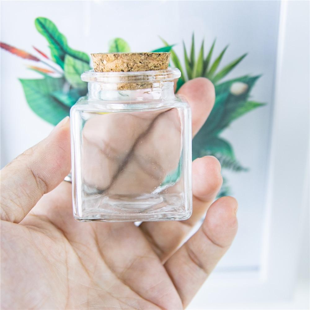 24 kpl mini 50ml nelikulmainen lasipullo korkilla tyhjät kirkkaat nelikulmaiset litteät pullot glycyrrhiza makeiset elintarvikelaatuinen sinetti 50cc purkkipulloa