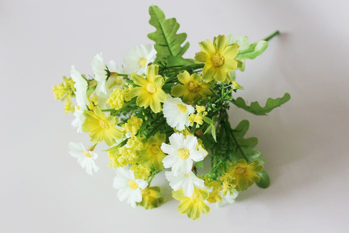 Artificial Flower Bouquet, Preserved Silk Daisy, for Indoor and Outdoor Decoration, Home and Office, 28 Heads, 1 pc: green