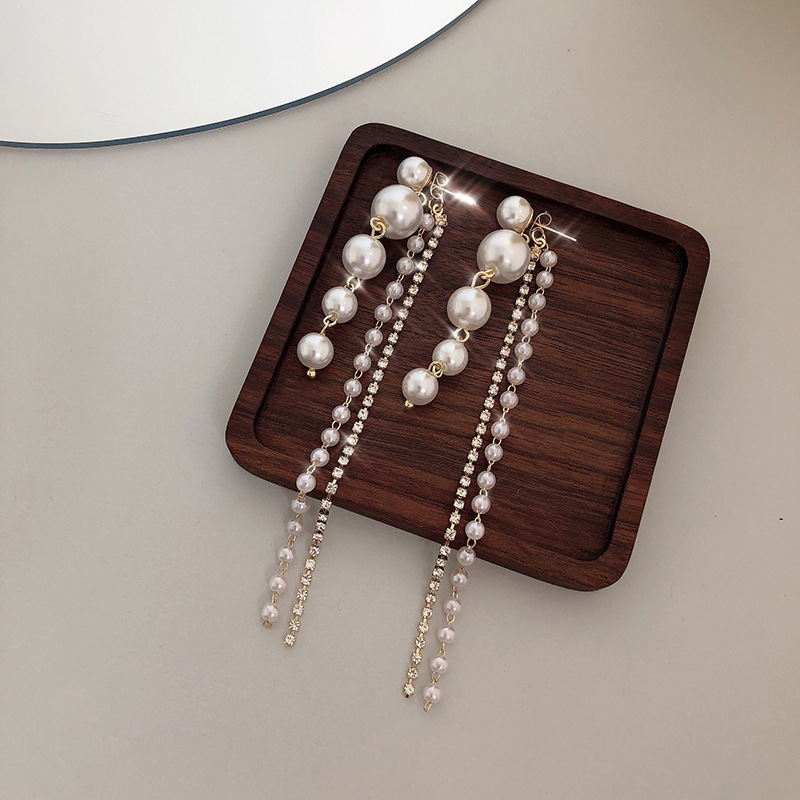Pendientes de perlas de imitación para mujer, aretes largos con flecos, a la , elegantes, para novia y de boda