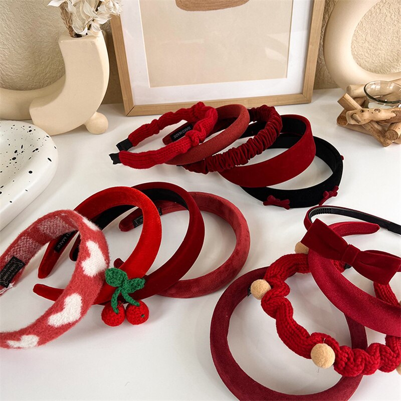 Diadema roja Vintage para mujer, banda de pelo de terciopelo de lana, diadema de esponja lateral ancha para niña, accesorios para el cabello para Navidad y Año