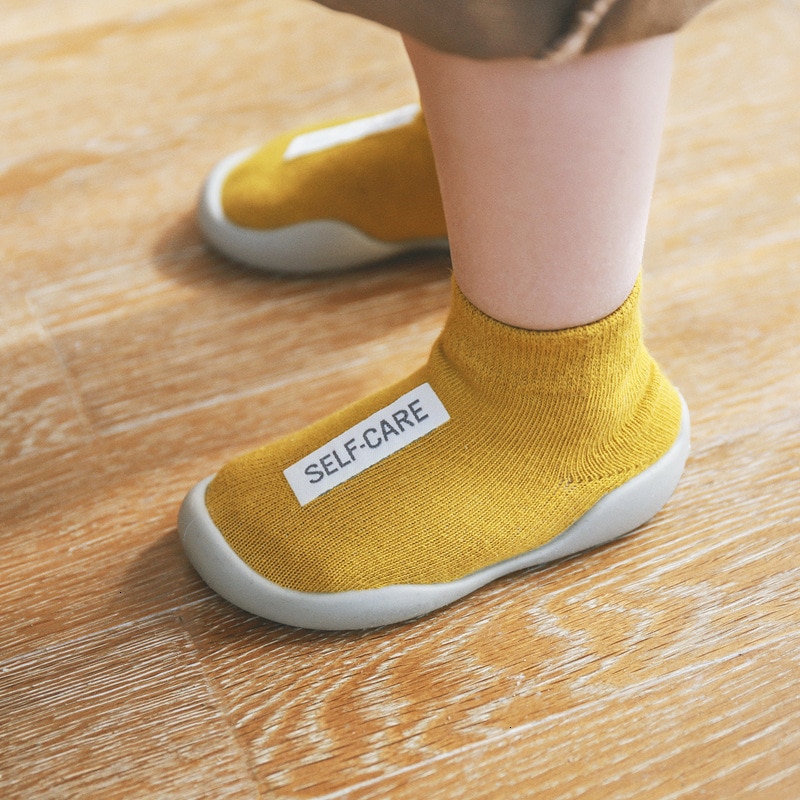 Baby drenge piger strømpesko skridsikre gulvsokker baby blød gummisål småbørnssko sokker babystrømper med gummisåler